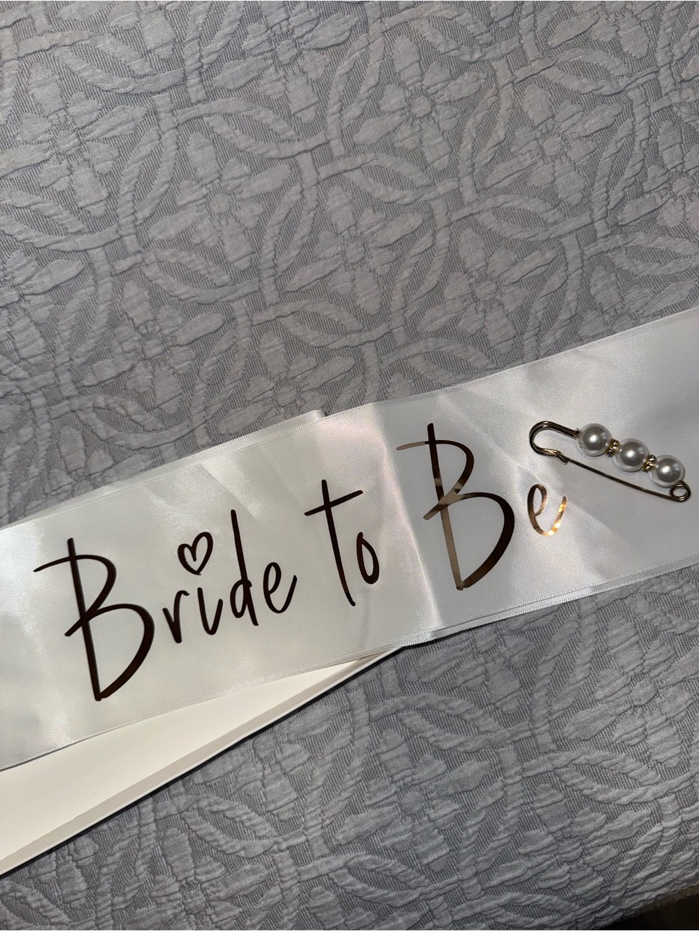 Bride to Be Satin Sash with Pearl Brooch - White